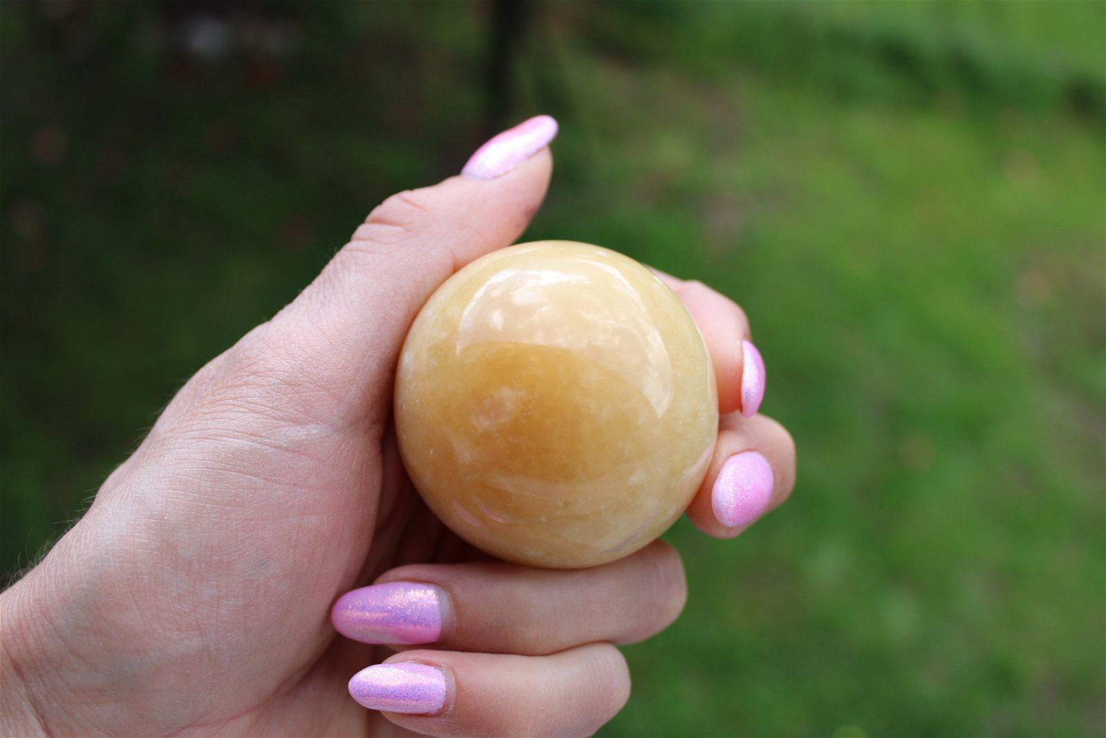 Sphère de Calcite orange avec socle * COLIS - Aurore Lune 