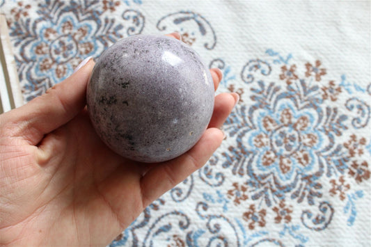 Sphère de lépidolite 7 cm - 500 grammes - Aurore Lune 