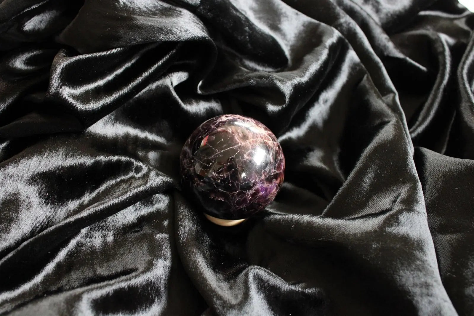 Sphère en Améthyste avec socle 429 grammes 7.1 cm *5* - Aurore Lune 