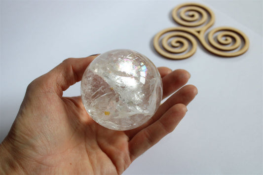 Sphère en cristal de roche 7 cm avec support - COLIS *I* - Aurore Lune 