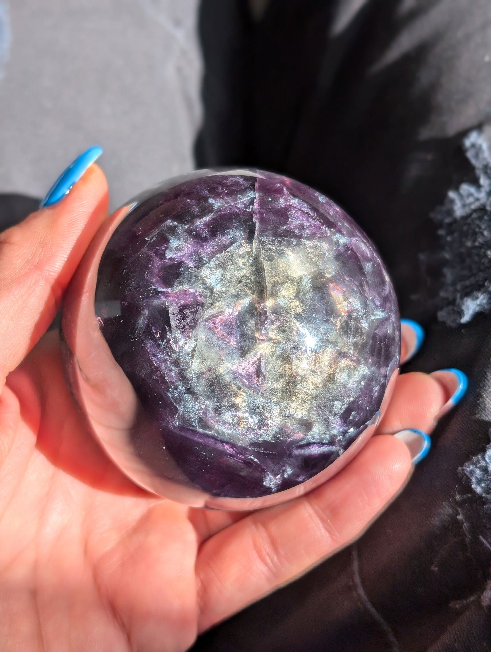 Sphère en fluorite verte et violette - Aurore Lune 