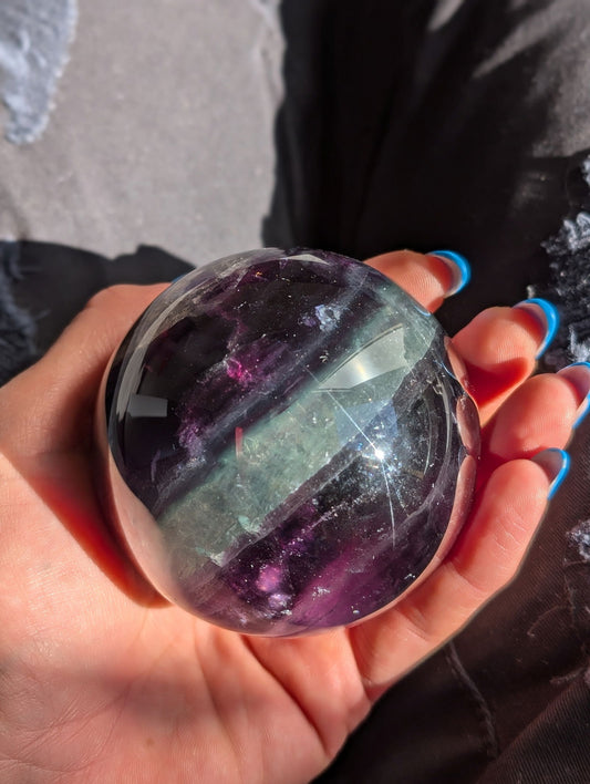 Sphère en fluorite verte et violette - Aurore Lune 