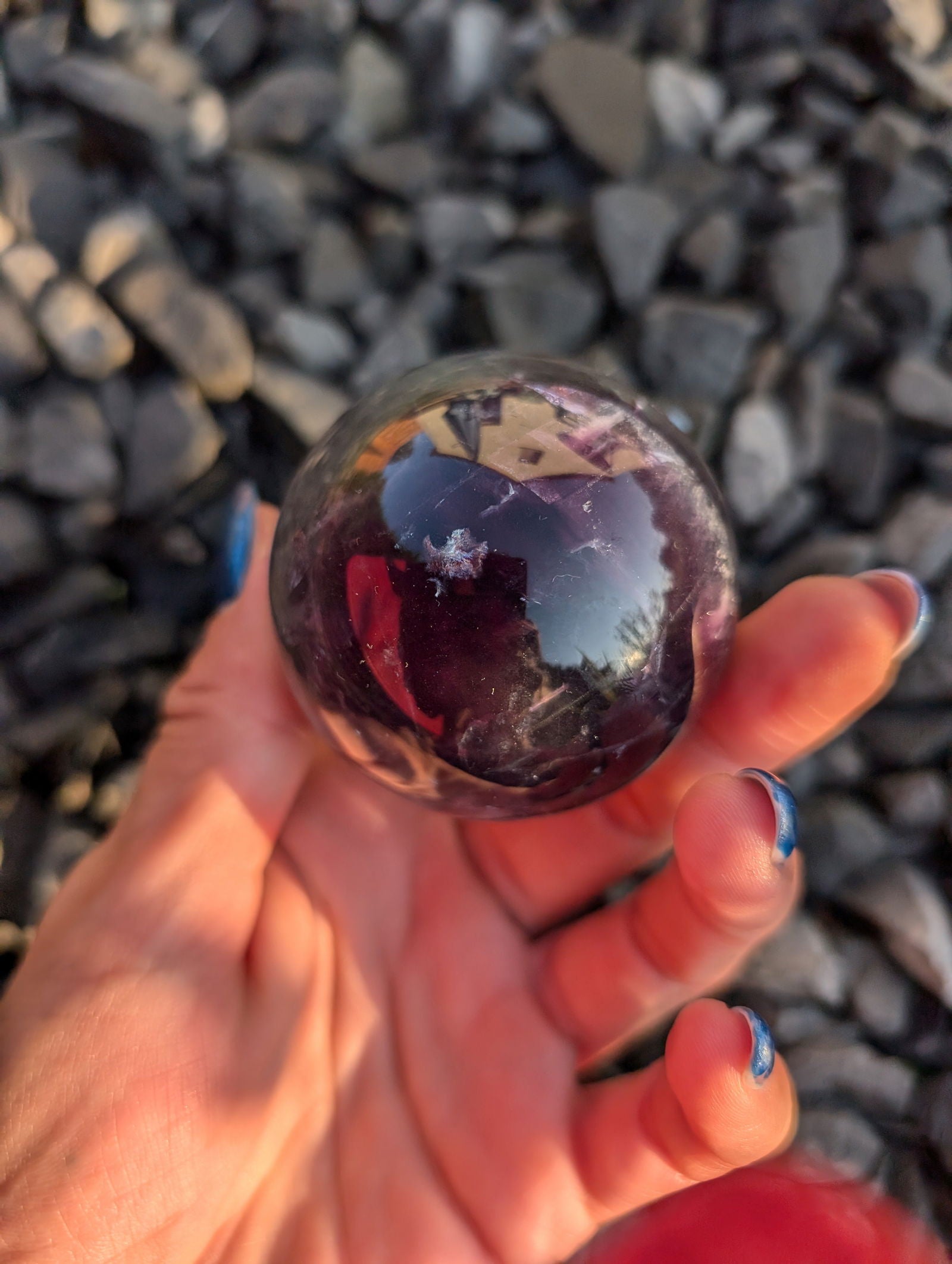 Sphère en fluorite violette et verte - Aurore Lune 