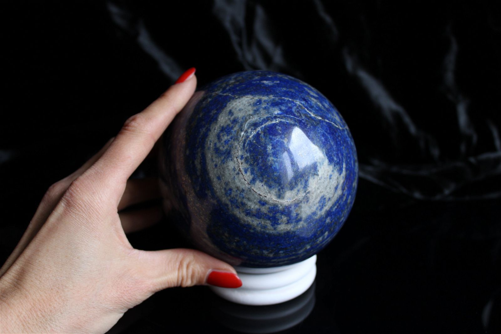 Sphère lapis lazuli 2.522 kg 11.5 cm - Aurore Lune 