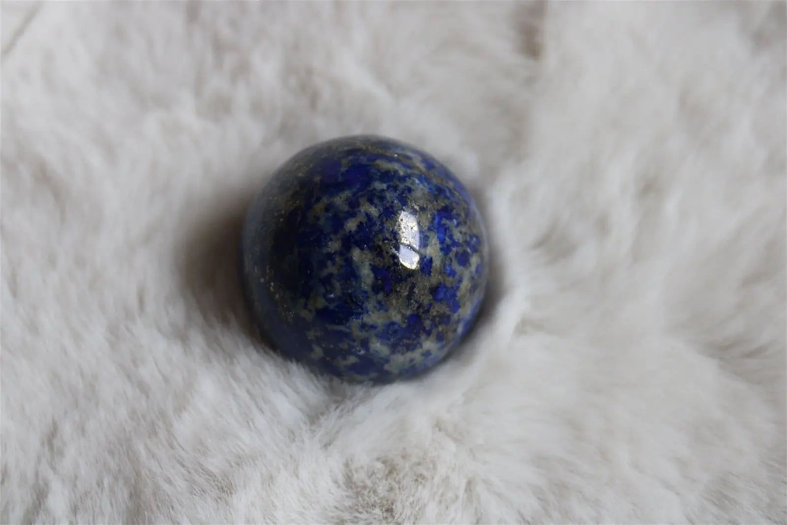 Sphère lapis lazuli 4 cm 92 grammes - Aurore Lune 