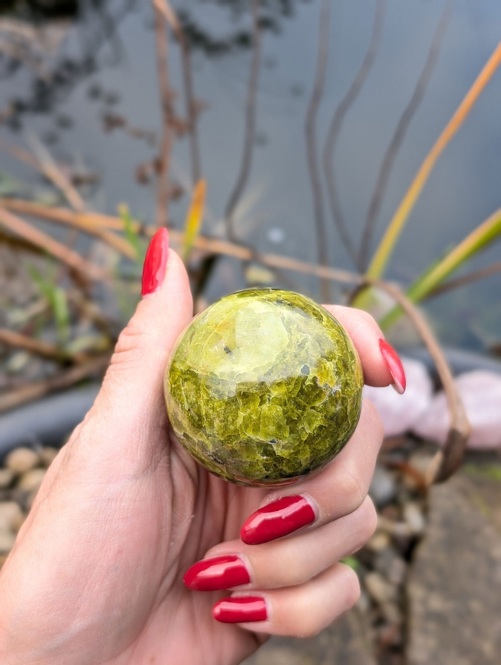 Sphère opale verte 5 cm - Aurore Lune 