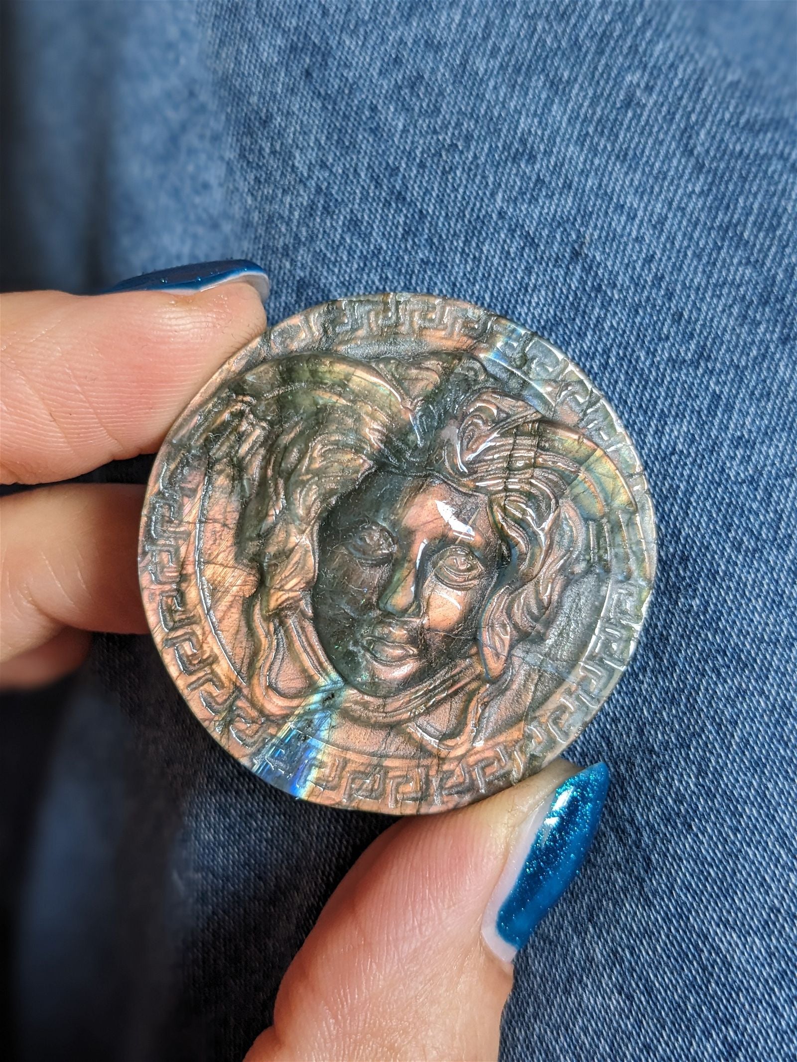 1 cabochon en labradorite Medusa/ méduse - Aurore Lune 