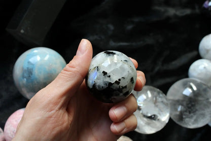 1 sphère labradorite blanche / pierre de lune arc en ciel - Aurore Lune 