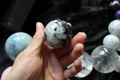 1 sphère labradorite blanche / pierre de lune arc en ciel - Aurore Lune 