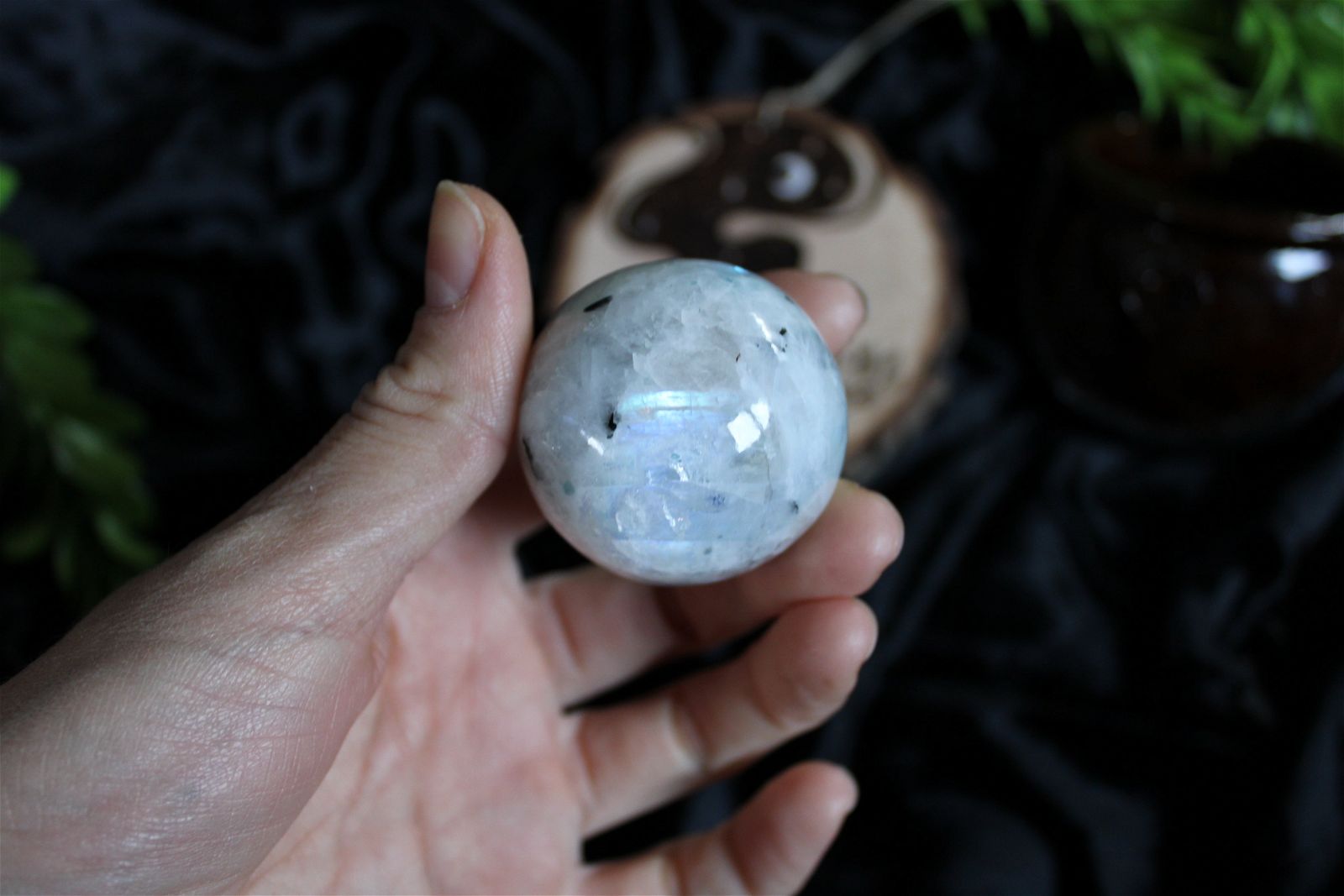 1 sphère labradorite blanche / pierre de lune arc en ciel 4.2cm - Aurore Lune 