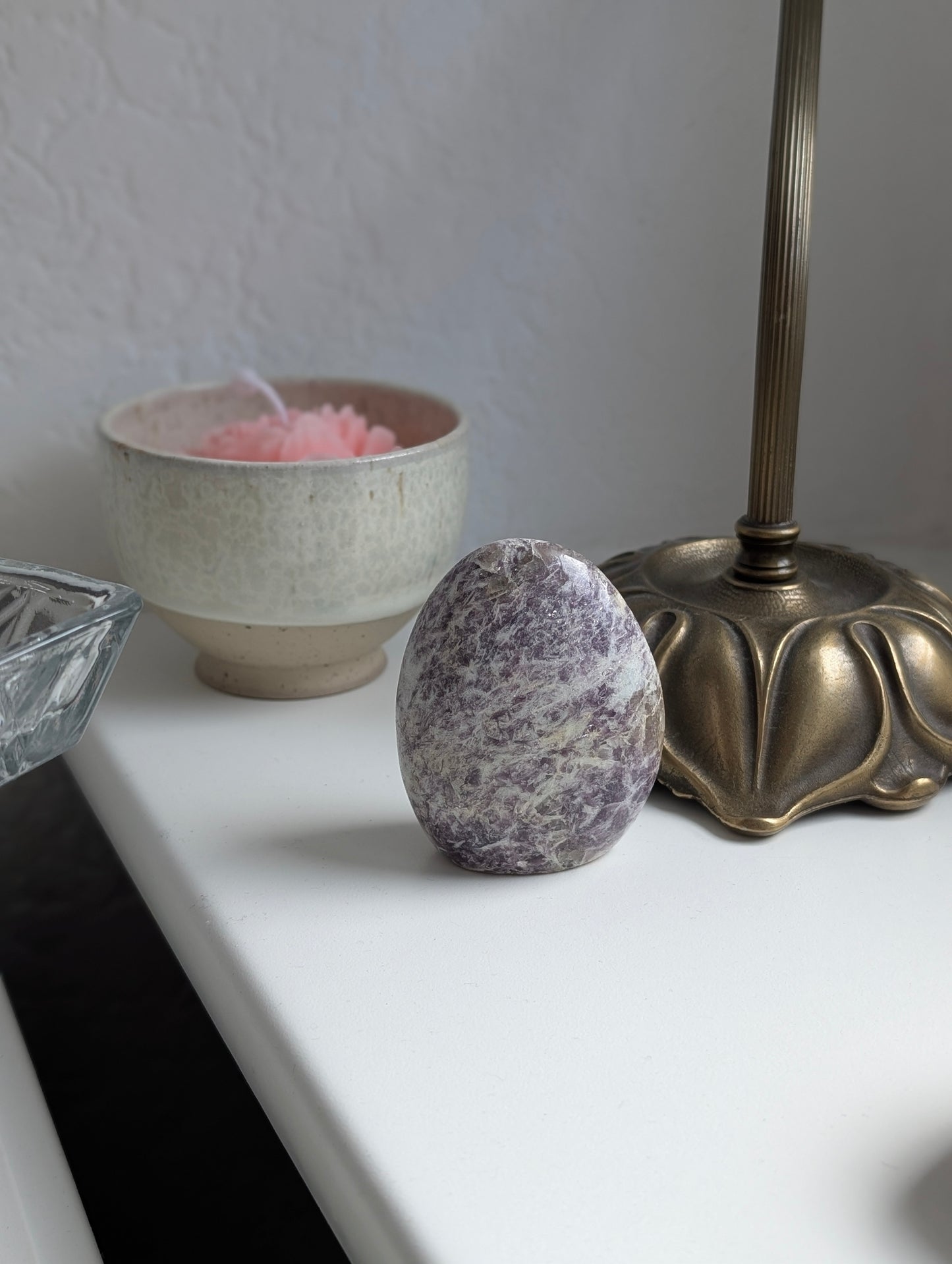 Une lépidolite à poser