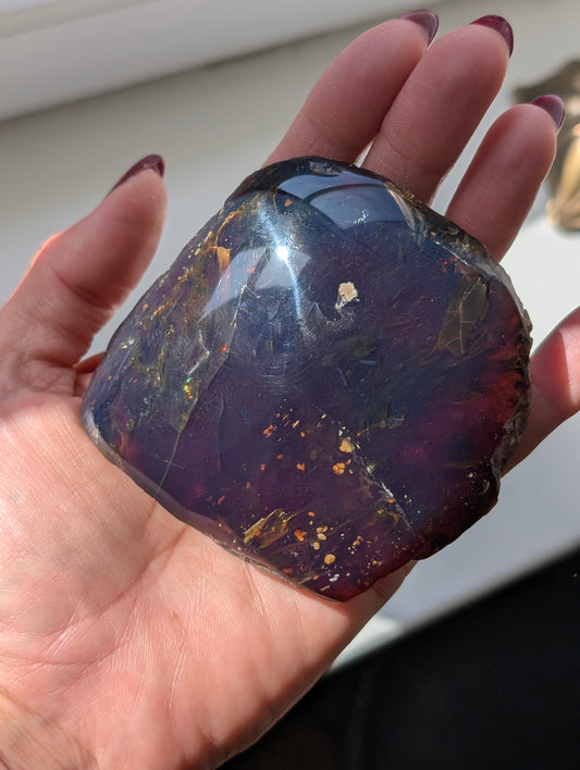 Morceau ambre bleu 96 g