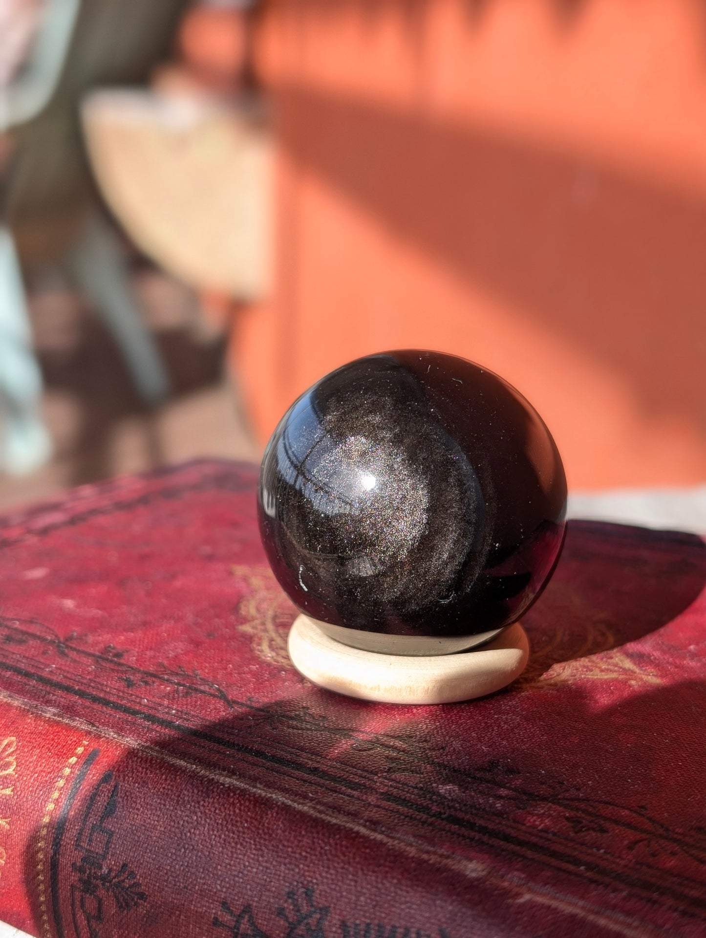 Sphère obsidienne argentée