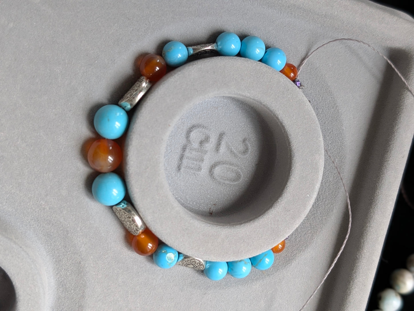Bracelet couleur turquoise et cornalines 16 cm minimum
