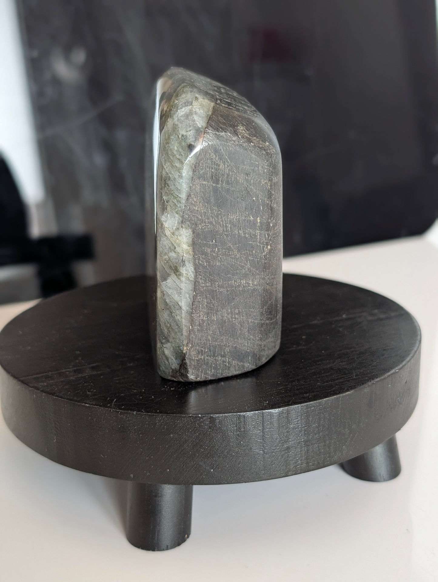 Labradorite à poser 640 g