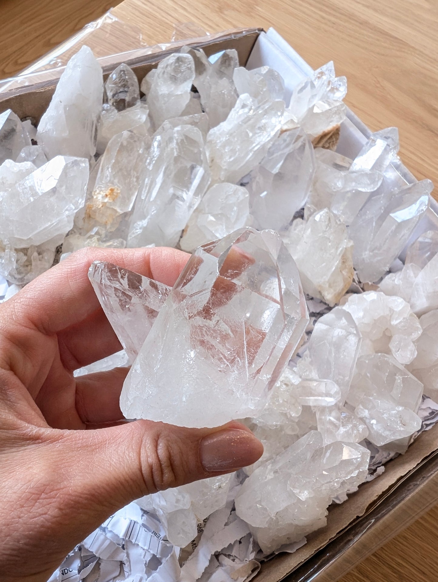 Pointe de cristal de roche brute grande taille