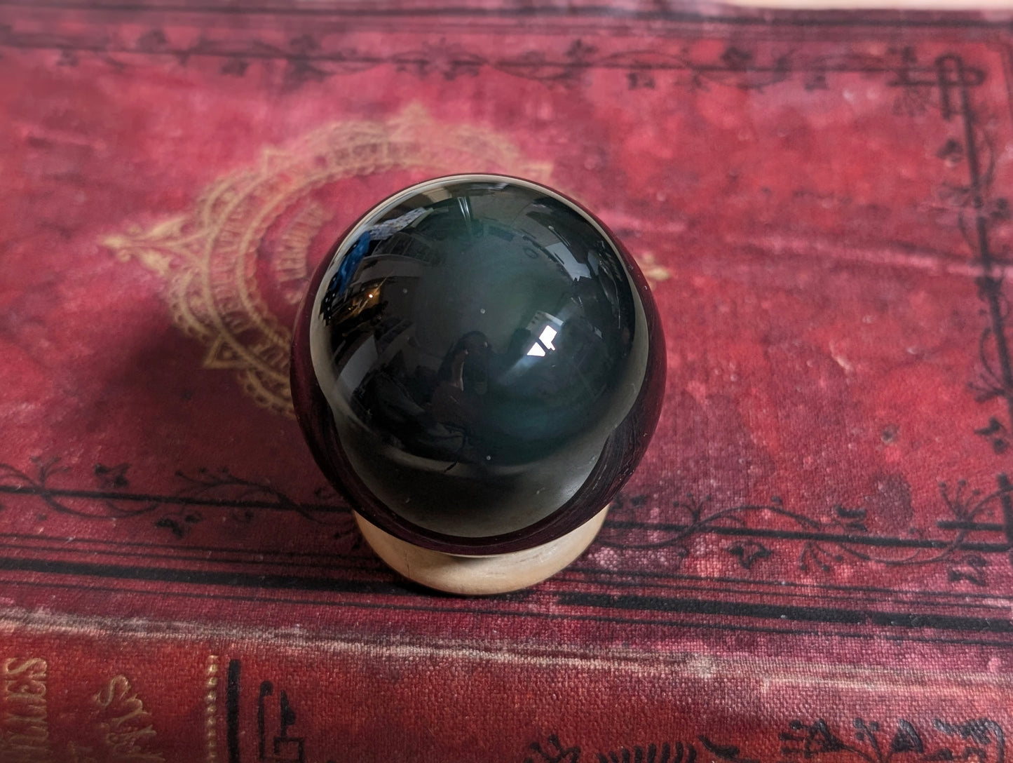 Obsidiankugel mit himmlischem Auge, 78 Gramm, 4,4 cm mit Sockel
