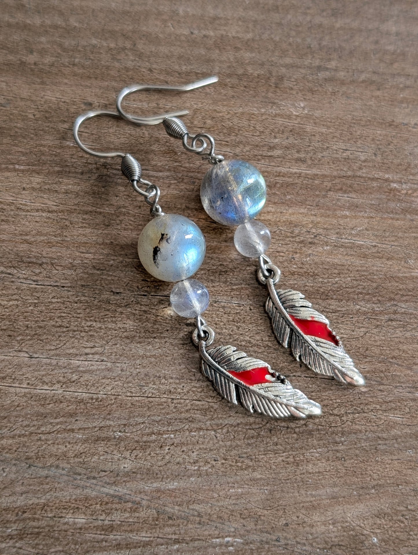 Boucles d'oreilles labradorites plumes