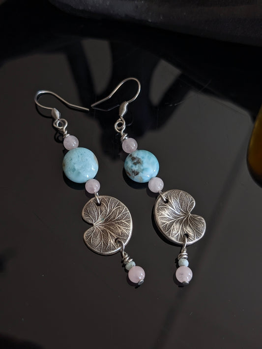 Boucles d'oreilles larimar et quartz rose