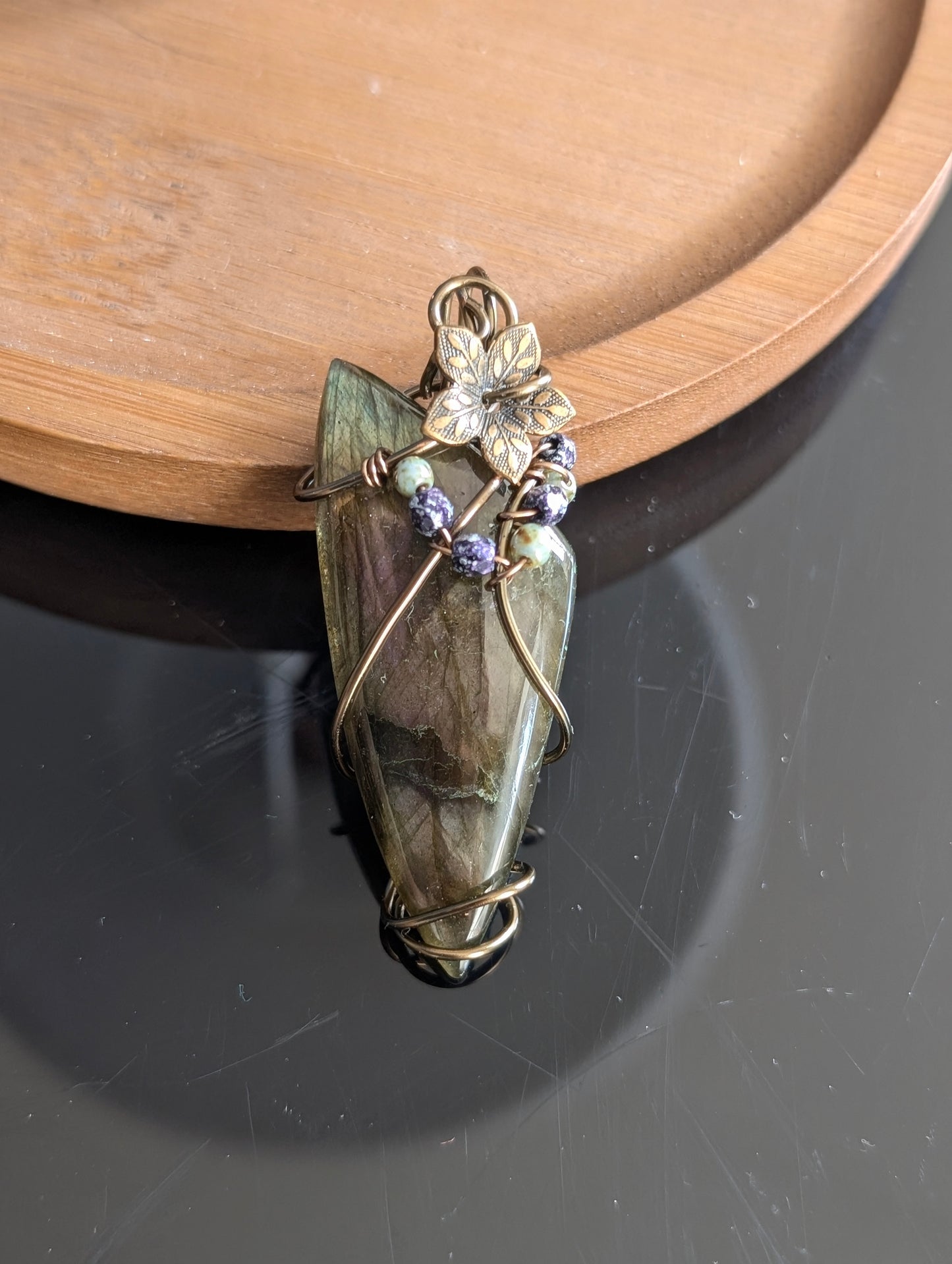 Collier wirewrap en labradorite