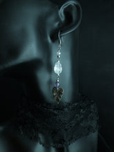 Charger la photo dans la galerie, Boucles d&#39;oreilles avec scarabées swarovski crystal AB