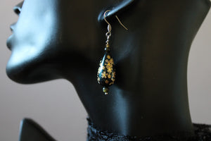Boucles d'oreilles fleuries et obsidiennes dorées