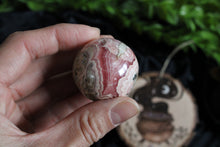 Charger la photo dans la galerie, 1 sphère en rhodochrosite du Pérou * rare *