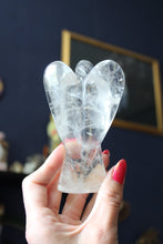 Charger la photo dans la galerie, Un ange en cristal de roche 11.5 cm !!!