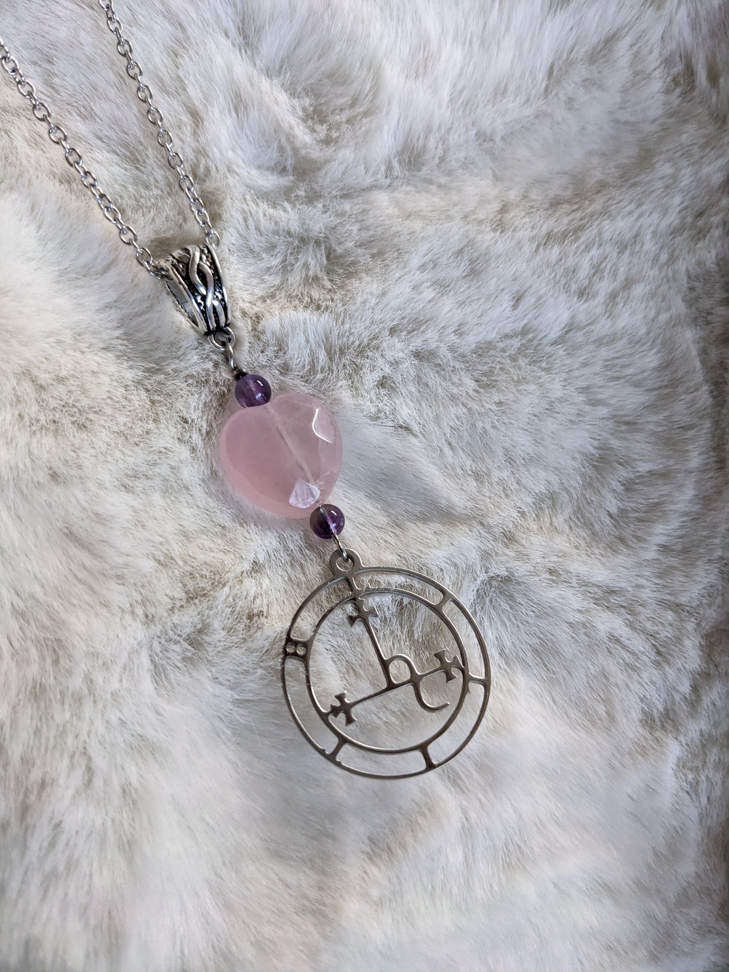 Talisman Lilith INOX collier coeur quartz rose améthyste